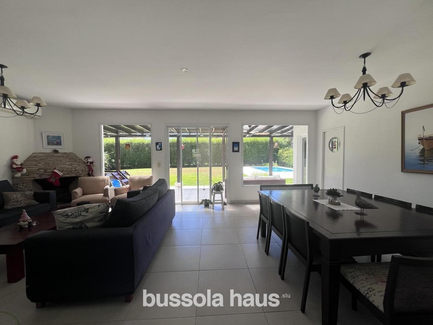 4-Bedroom House for Sale on an Interior Lot in San Isidro Labrador