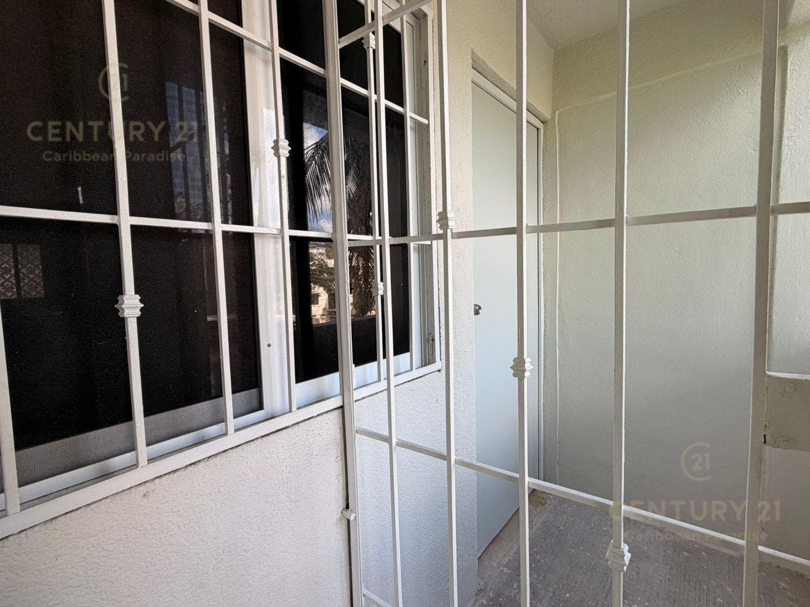 2-Bedroom Apartment for Rent | Near IMSS Hospital No. 17 | C4129