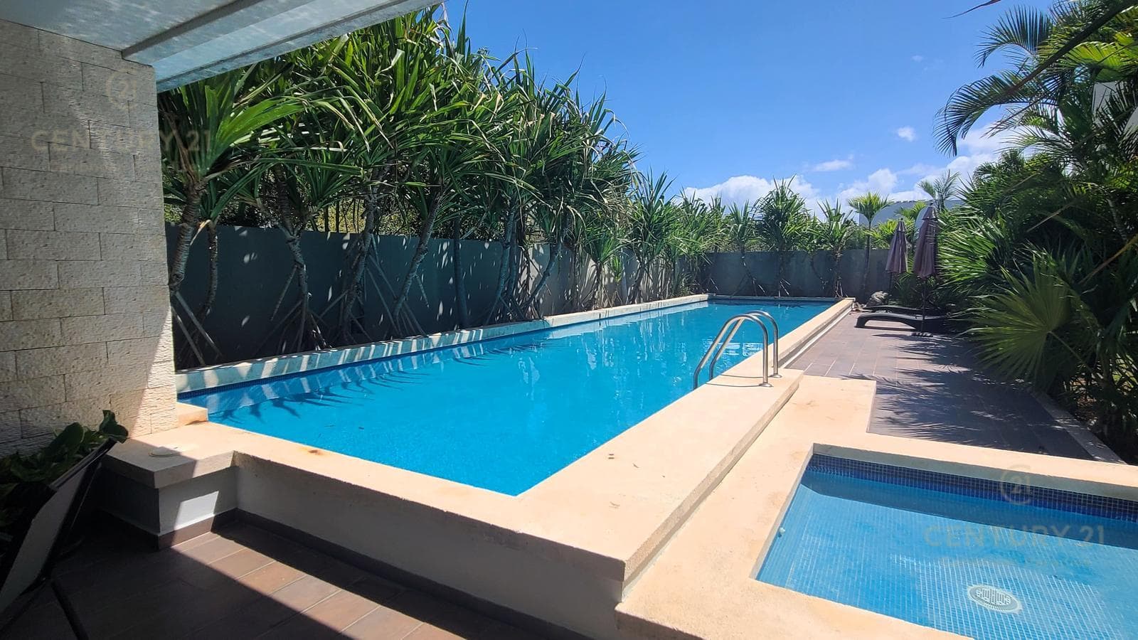 One-bedroom loft-style apartment for sale in Triumph Tower, Centro Maya, Playa del Carmen | P4566
