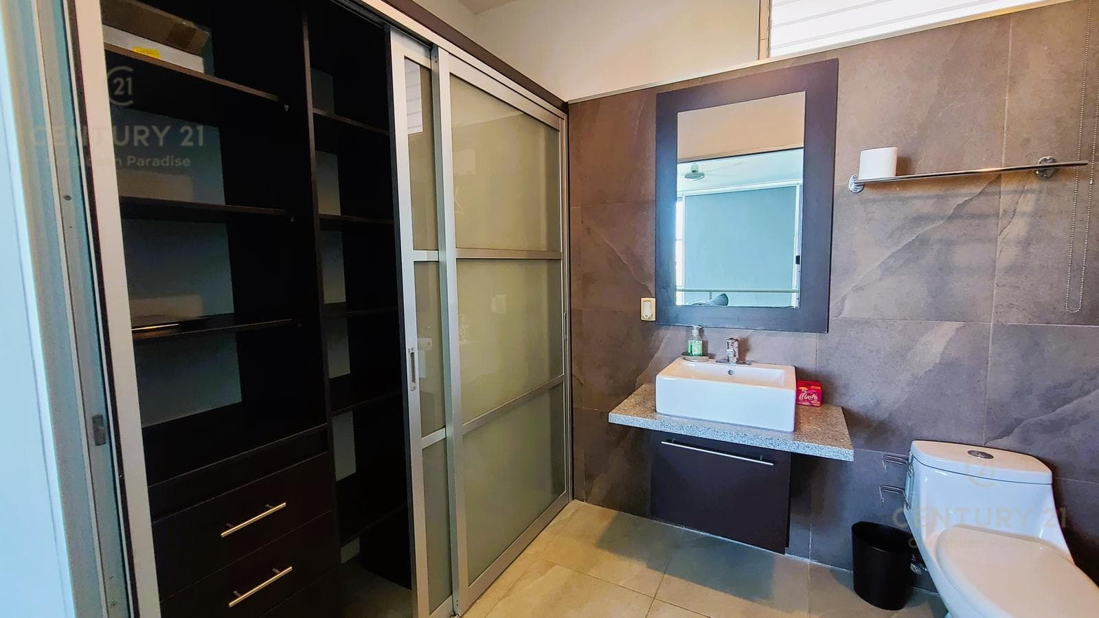 One-bedroom loft-style apartment for sale in Triumph Tower, Centro Maya, Playa del Carmen | P4566