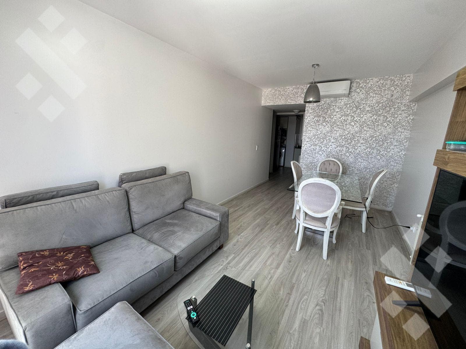 FOR RENT - 2-bedroom apartment with garage - Downtown | Neuquén City