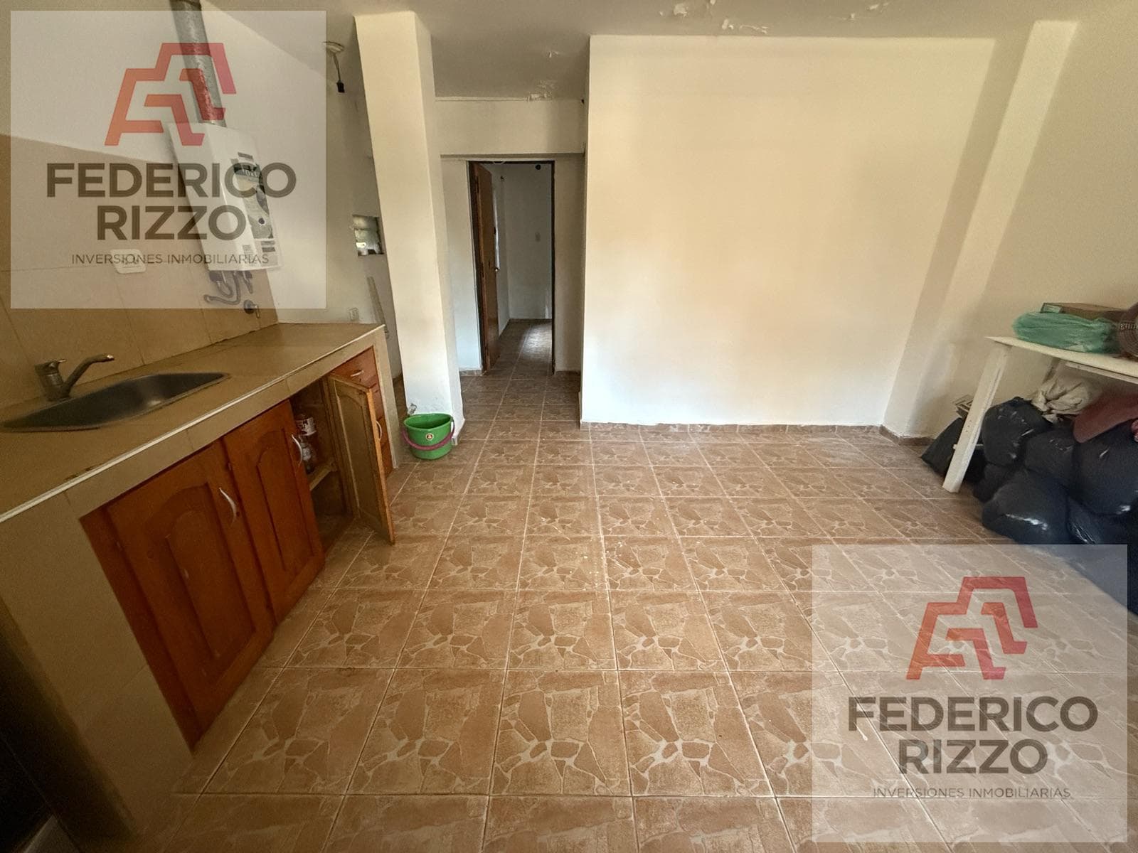 For Rent: 1-Bedroom Apartment in the San Fernando Neighborhood. Beautiful!!!