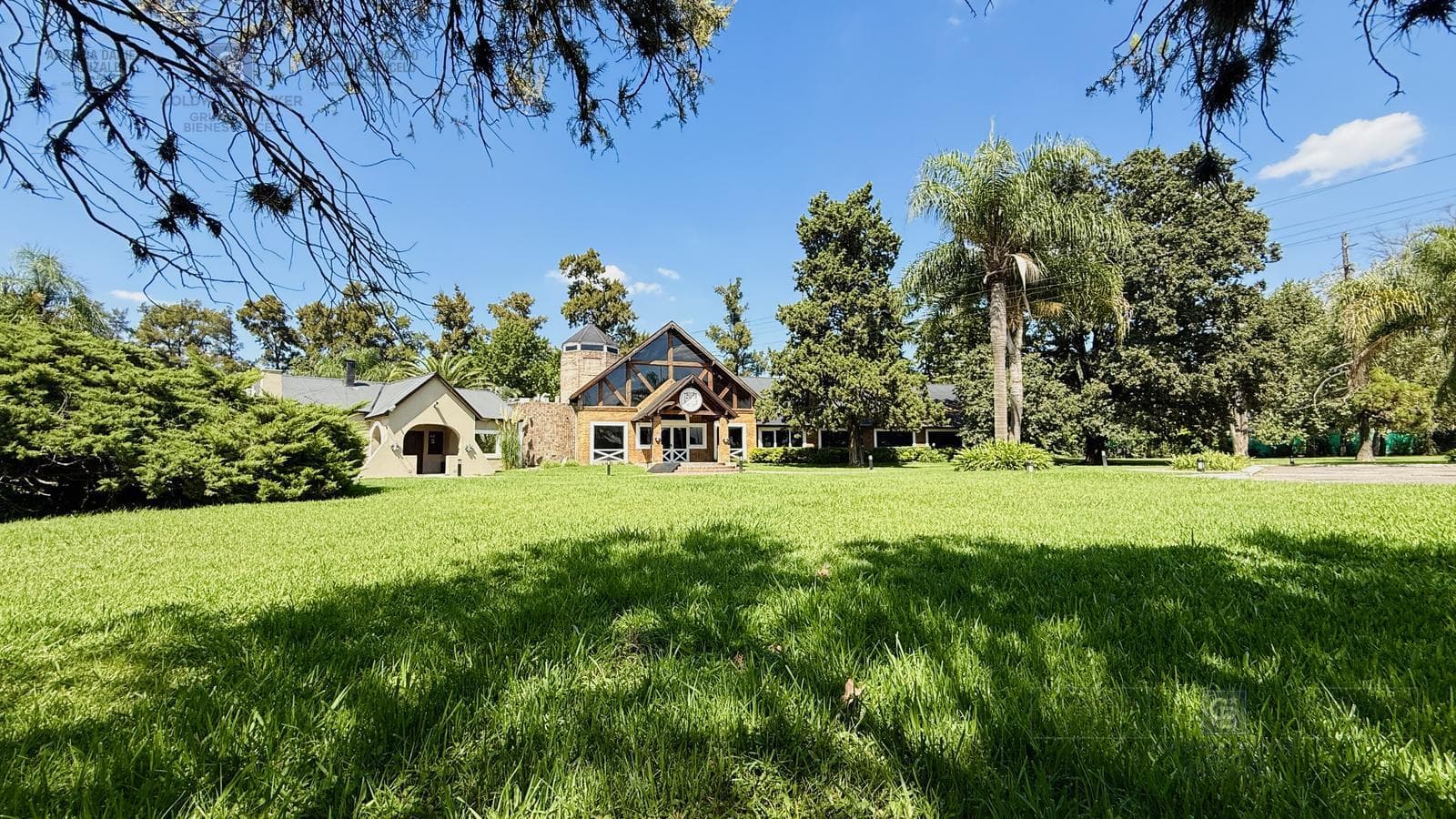 Land in Moreno