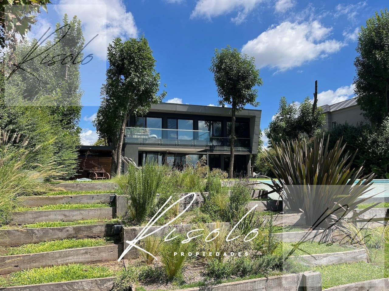 House in San Matias, Laguna. Pool. Hot tub. 3 bedrooms, home office, Escobar gated community