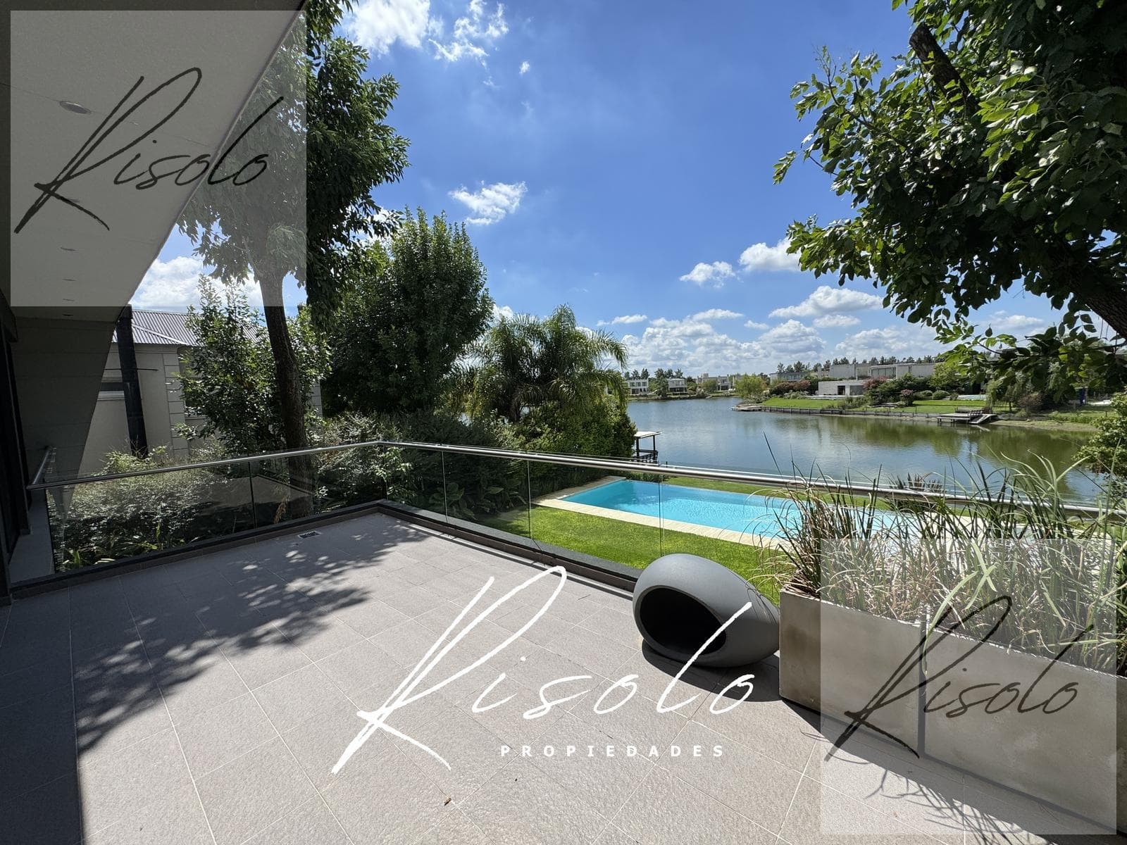 House in San Matias, Laguna. Pool. Hot tub. 3 bedrooms, home office, Escobar gated community