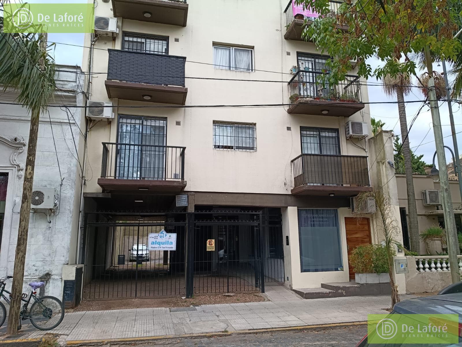 FOR RENT - Studio apartment in San Fernando with a terrace and garage