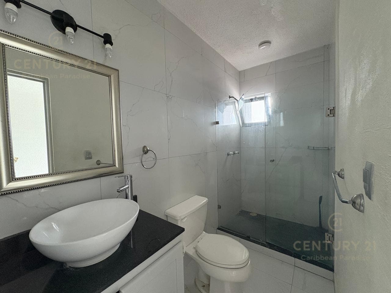 Apartment for Sale with Double-Height Ceilings in Bahía Azul C4130