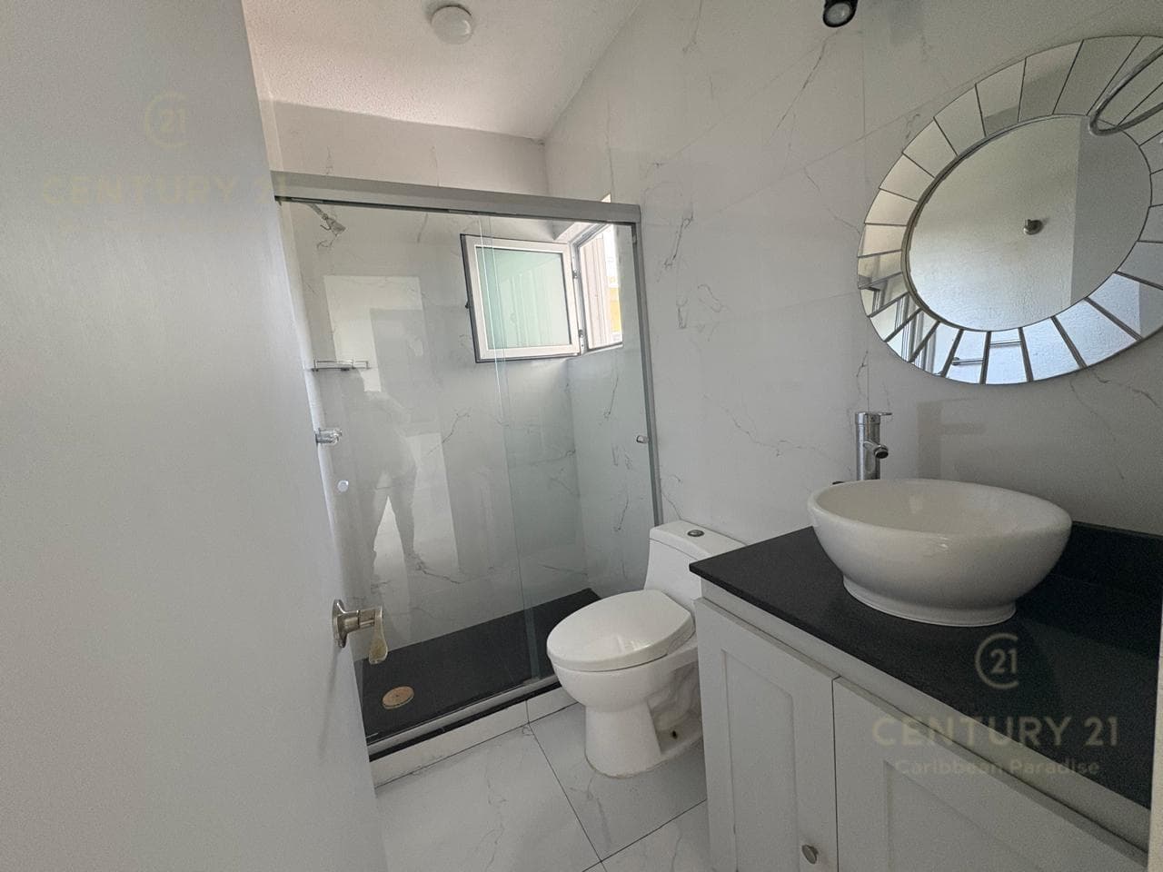 Apartment for Sale with Double-Height Ceilings in Bahía Azul C4130