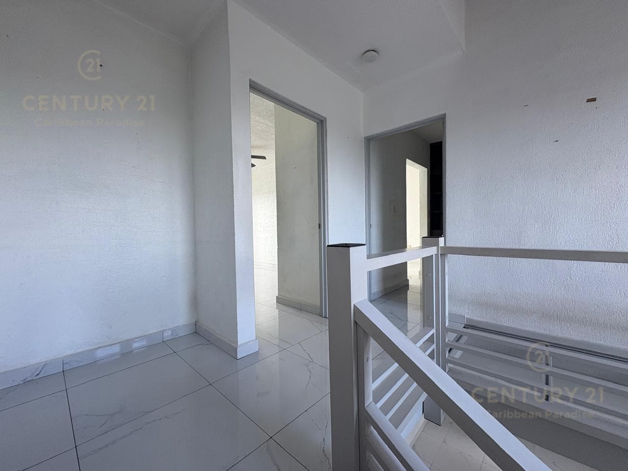 Apartment for Sale with Double-Height Ceilings in Bahía Azul C4130