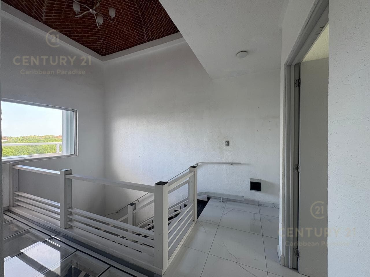 Apartment for Sale with Double-Height Ceilings in Bahía Azul C4130