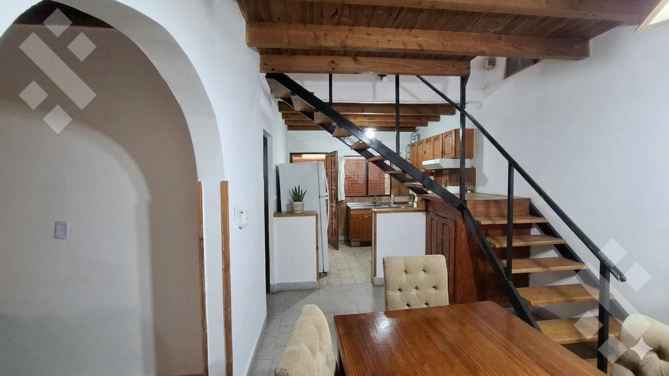 For Sale | 3-Bedroom House with Studio | Viña del Rio Neighborhood | Plottier