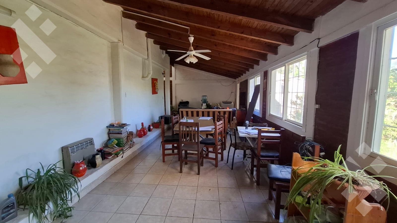 For Sale | 3-Bedroom House with Studio | Viña del Rio Neighborhood | Plottier