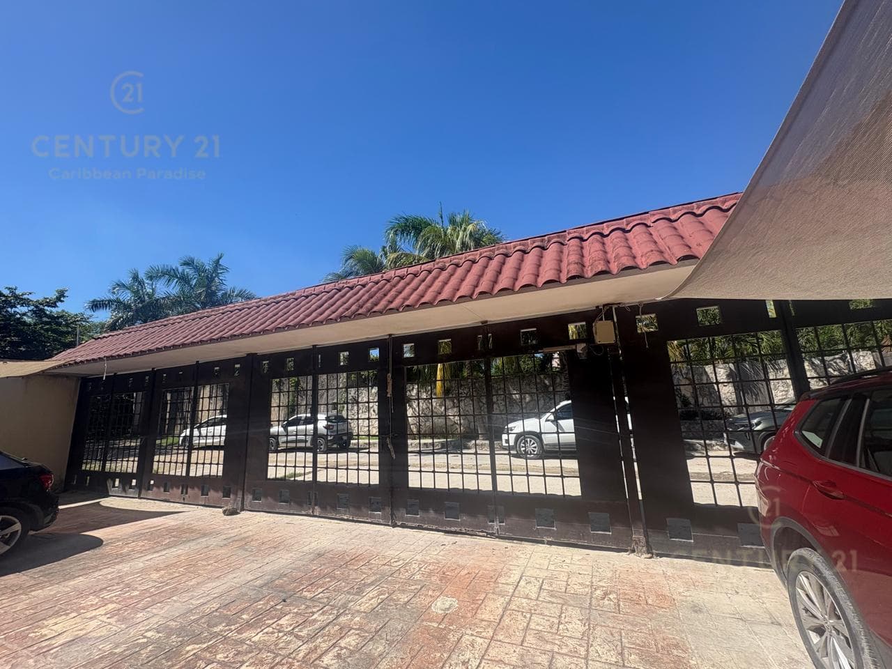 FURNISHED HOUSE FOR SALE IN BOSQUE REAL C4131