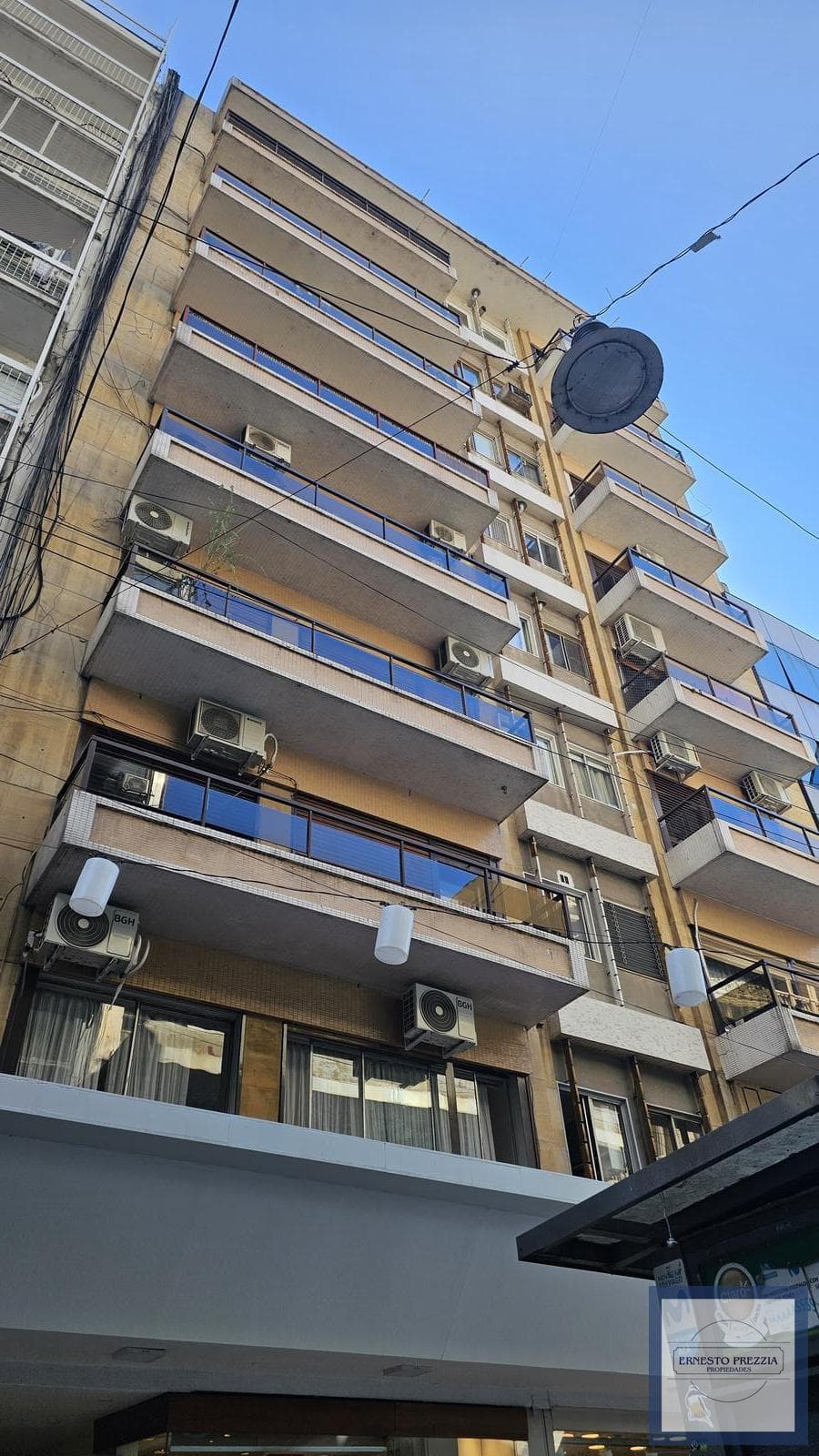 STUDIO APARTMENT | CAN BE DIVIDED | BRIGHT | 24-HOUR SECURITY | OPEN VIEW
