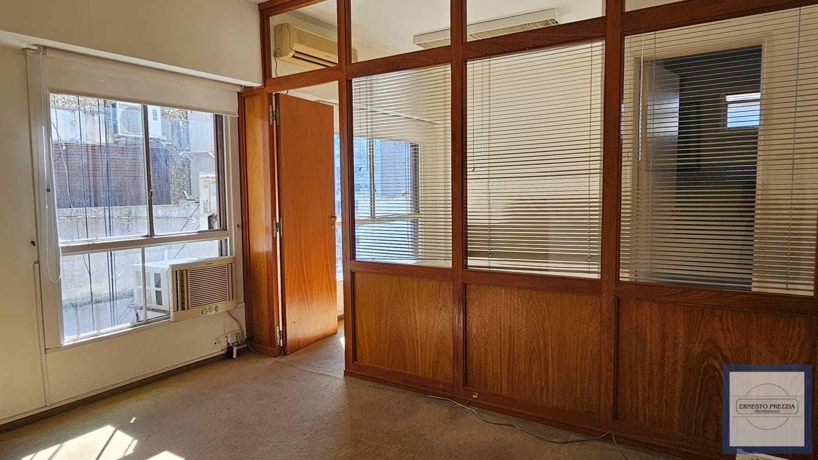 STUDIO APARTMENT | CAN BE DIVIDED | BRIGHT | 24-HOUR SECURITY | OPEN VIEW