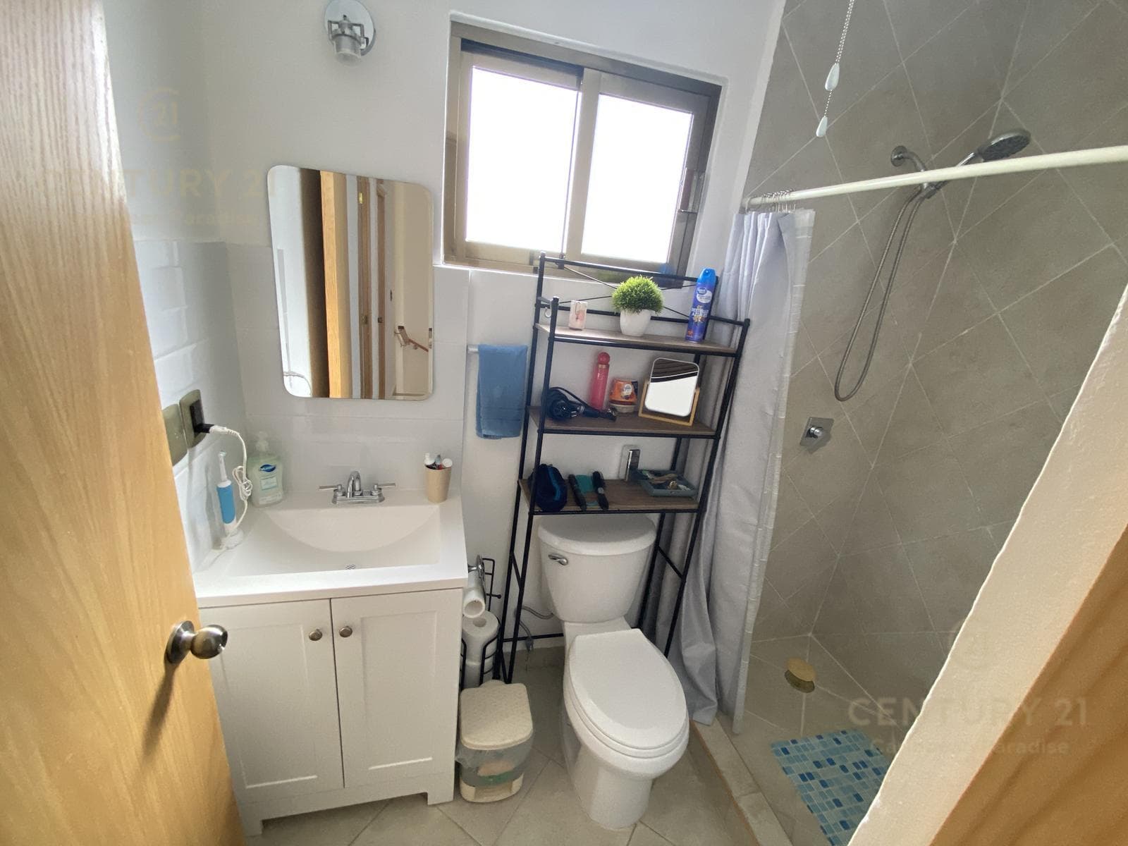 House for Sale with Pool in Isla Azul, Cancún C4137