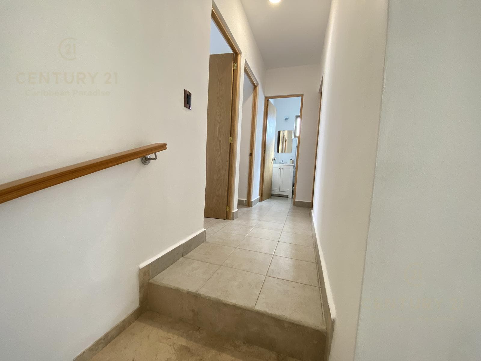 House for Sale with Pool in Isla Azul, Cancún C4137