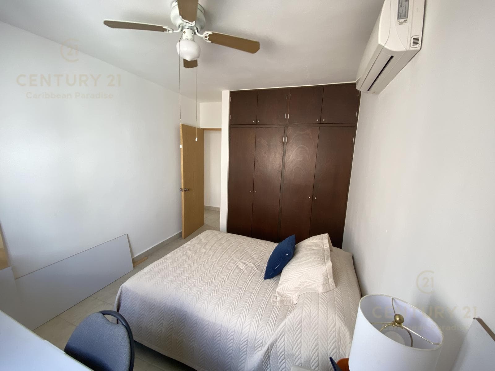 House for Sale with Pool in Isla Azul, Cancún C4137
