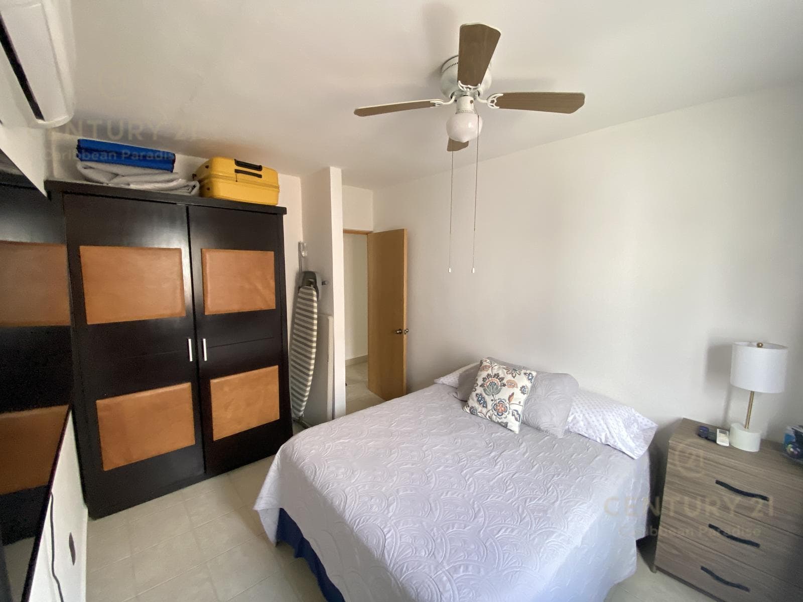 House for Sale with Pool in Isla Azul, Cancún C4137
