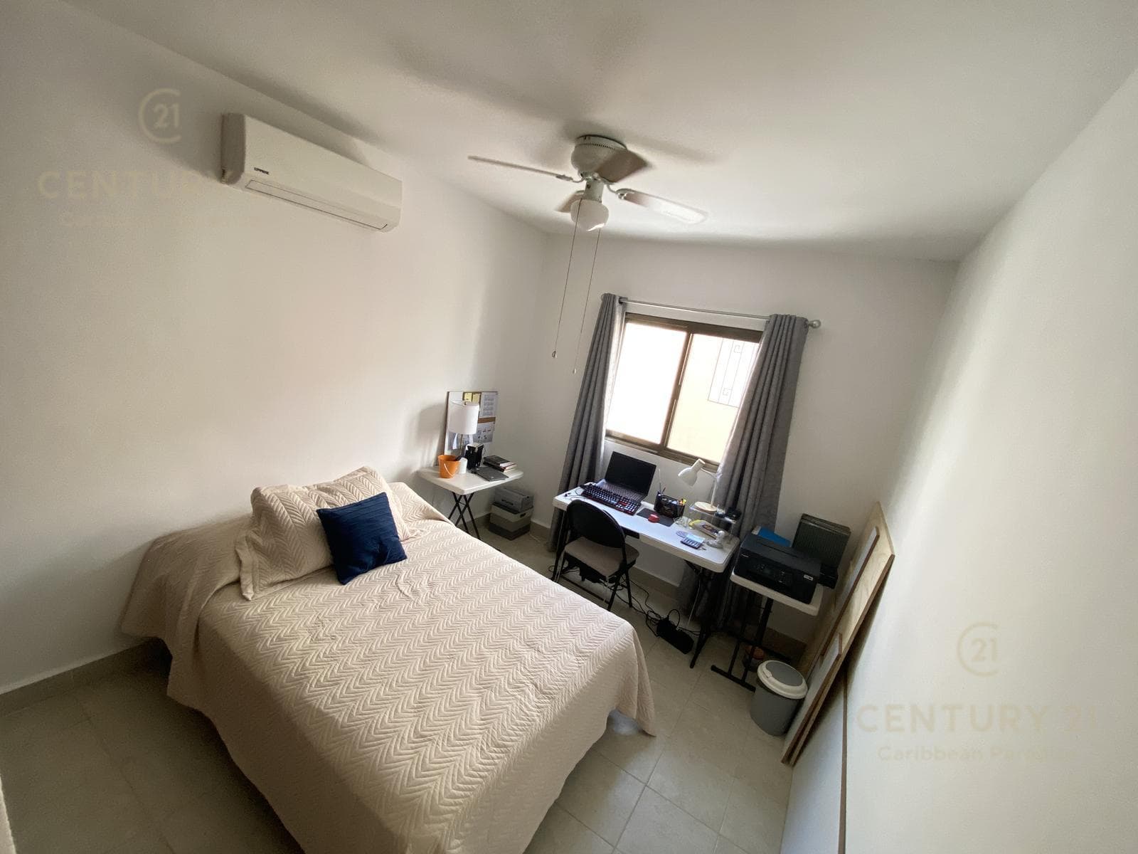 House for Sale with Pool in Isla Azul, Cancún C4137