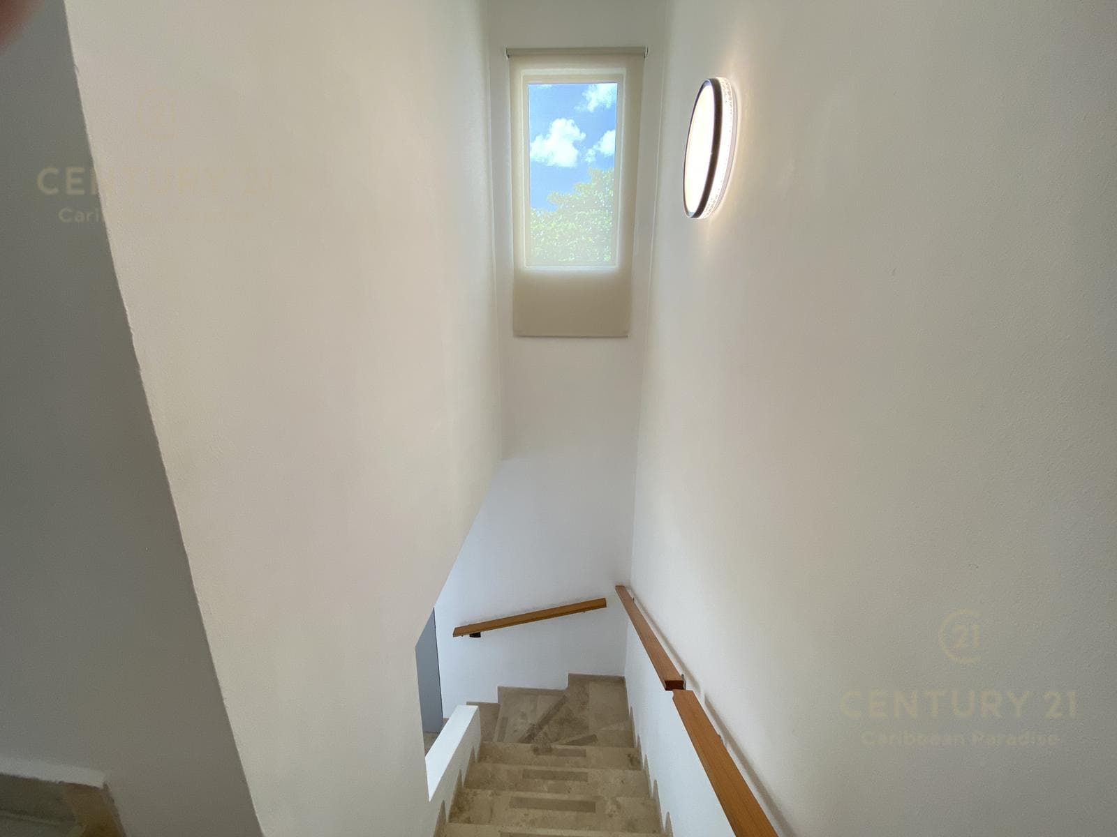 House for Sale with Pool in Isla Azul, Cancún C4137