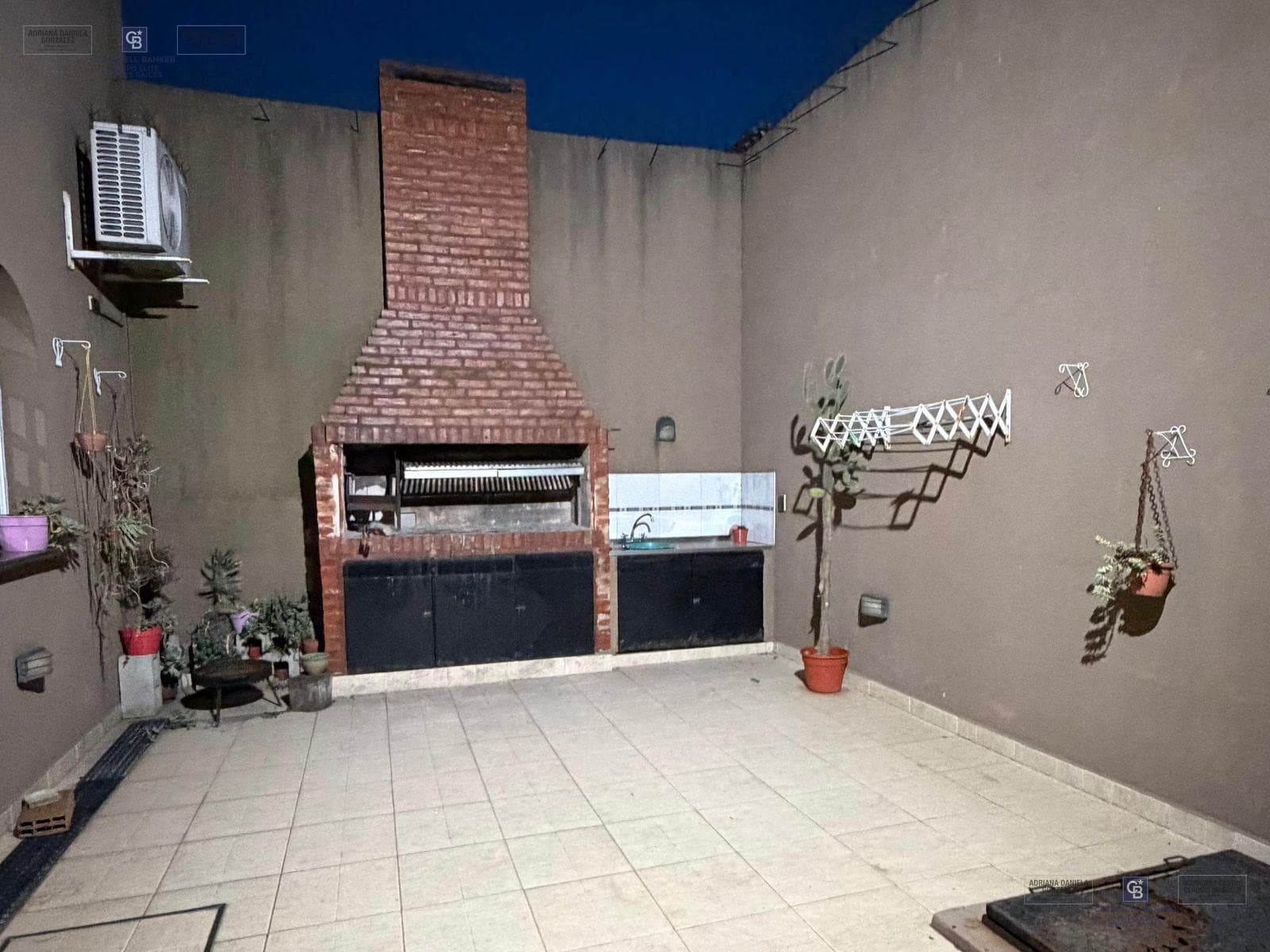 FOR SALE: 5-ROOM HOUSE WITH WAREHOUSE AND 2 DUPLEXES in Ezpeleta Oeste