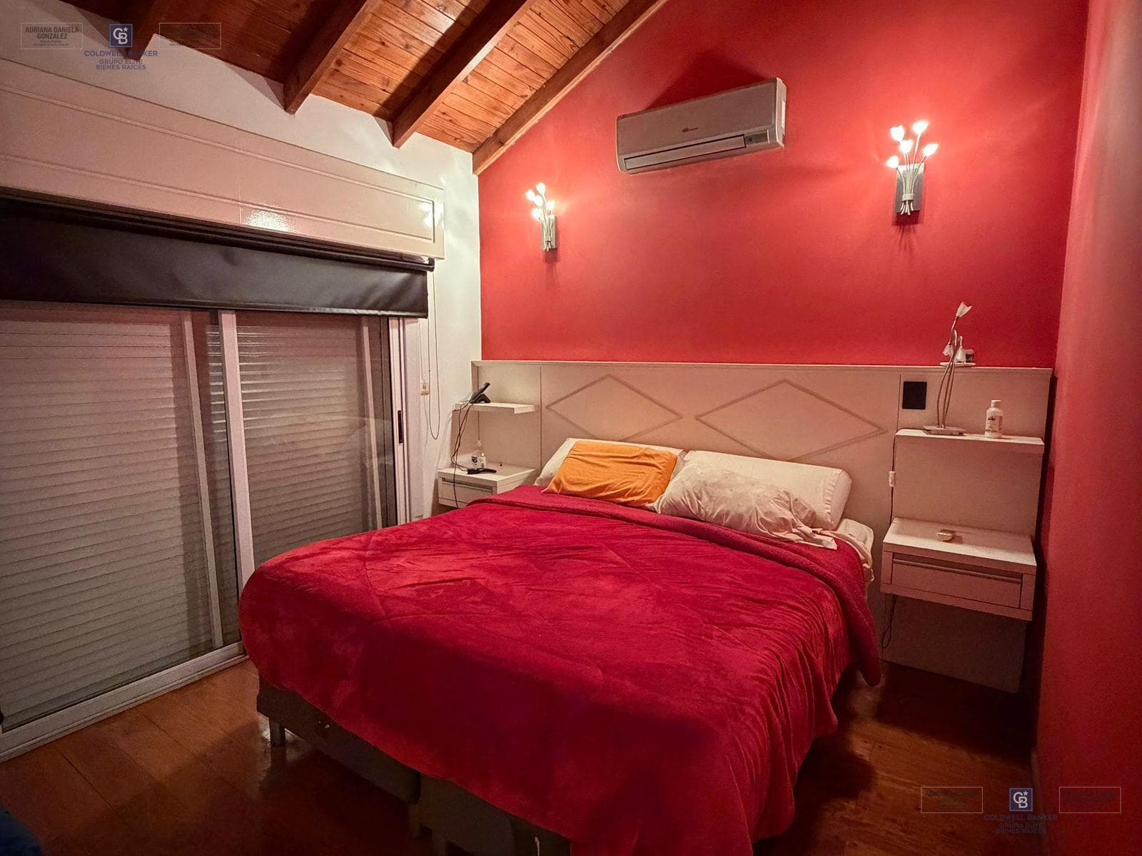 FOR SALE: 5-ROOM HOUSE WITH WAREHOUSE AND 2 DUPLEXES in Ezpeleta Oeste
