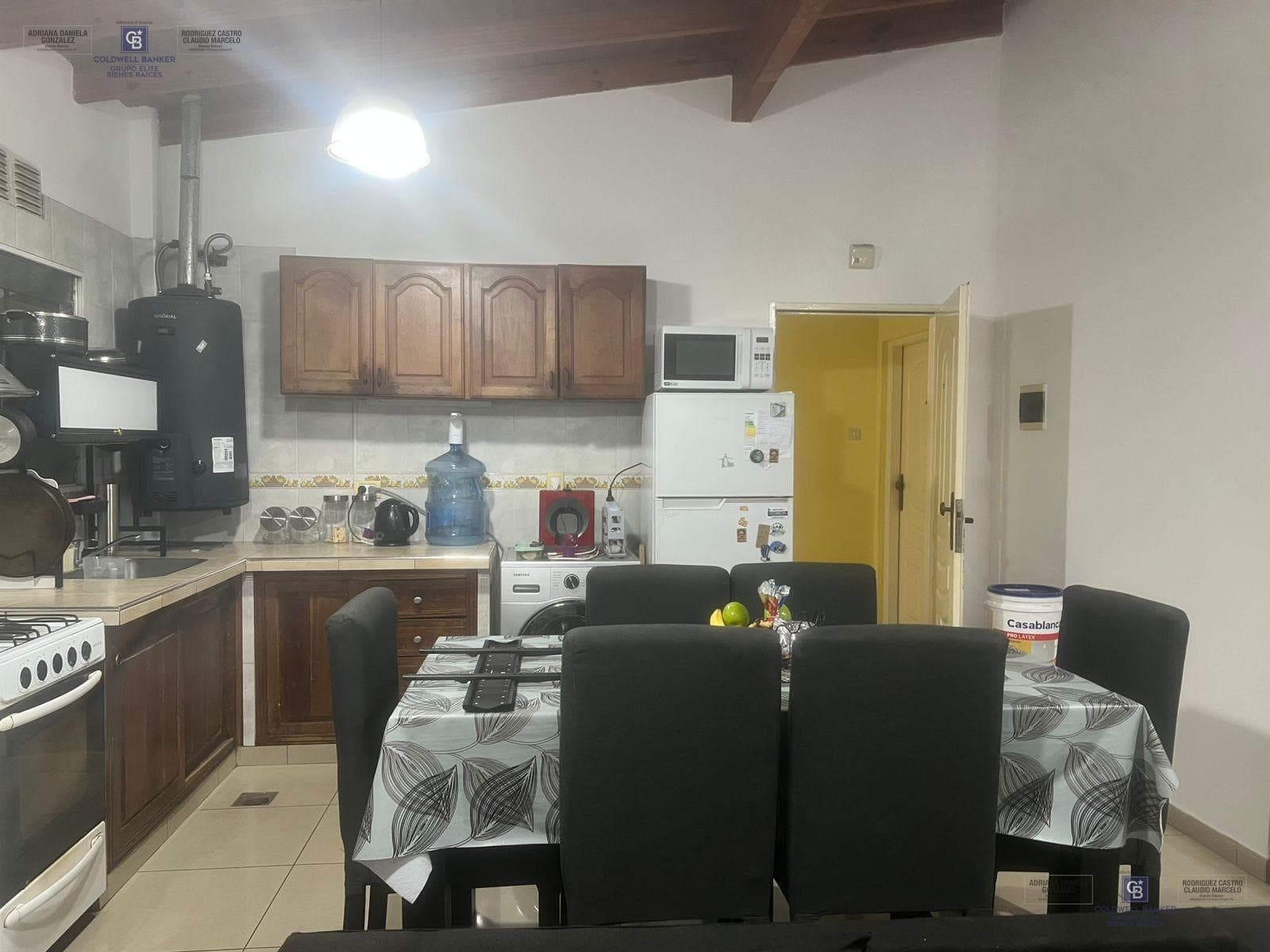FOR SALE: 5-ROOM HOUSE WITH WAREHOUSE AND 2 DUPLEXES in Ezpeleta Oeste