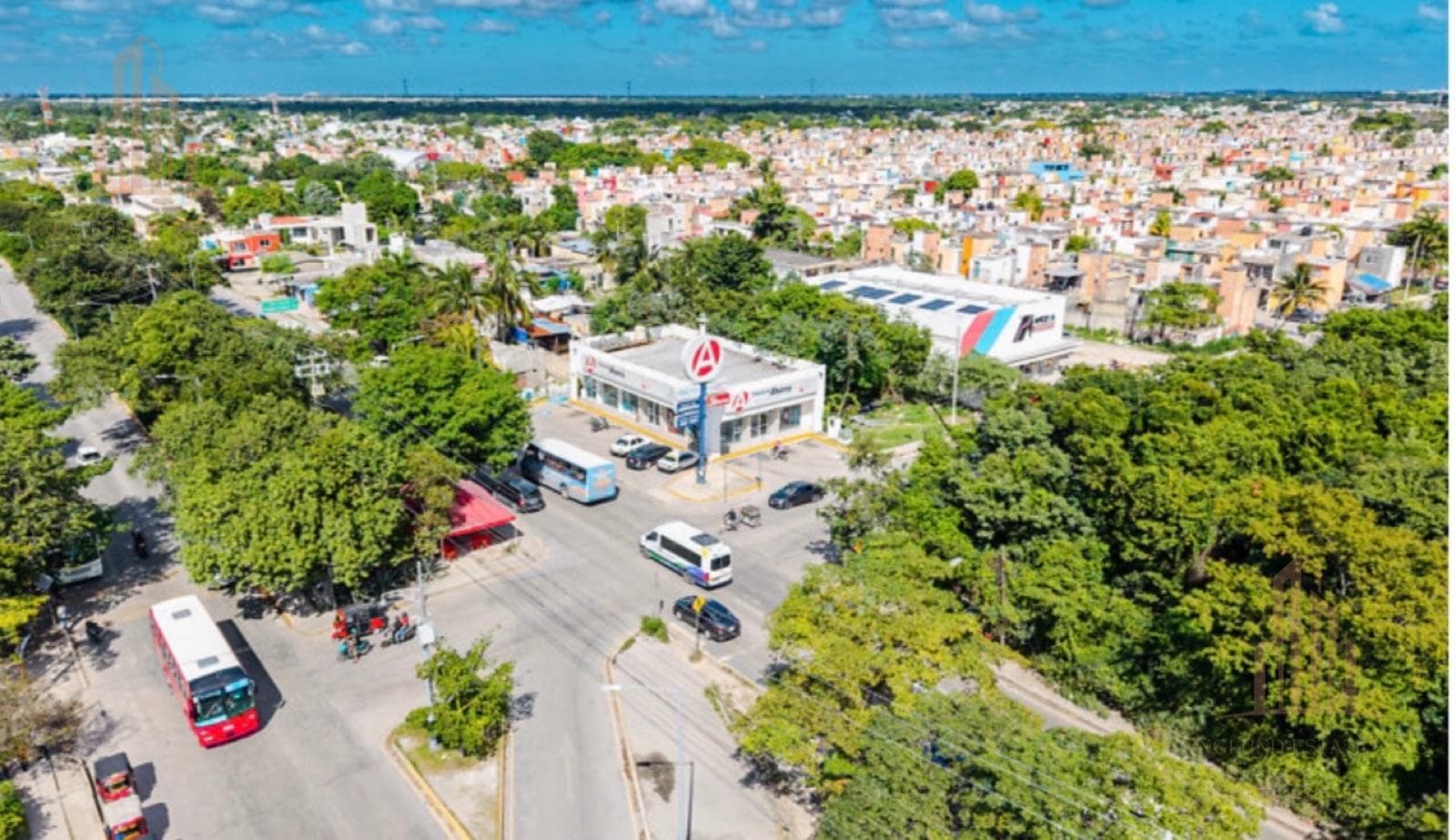 Land - Puerto Juárez