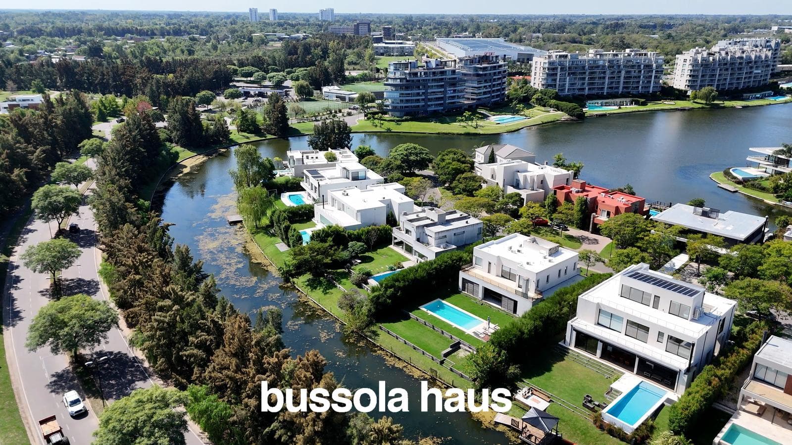 4-Bedroom Lakefront Home in Golf Nordelta