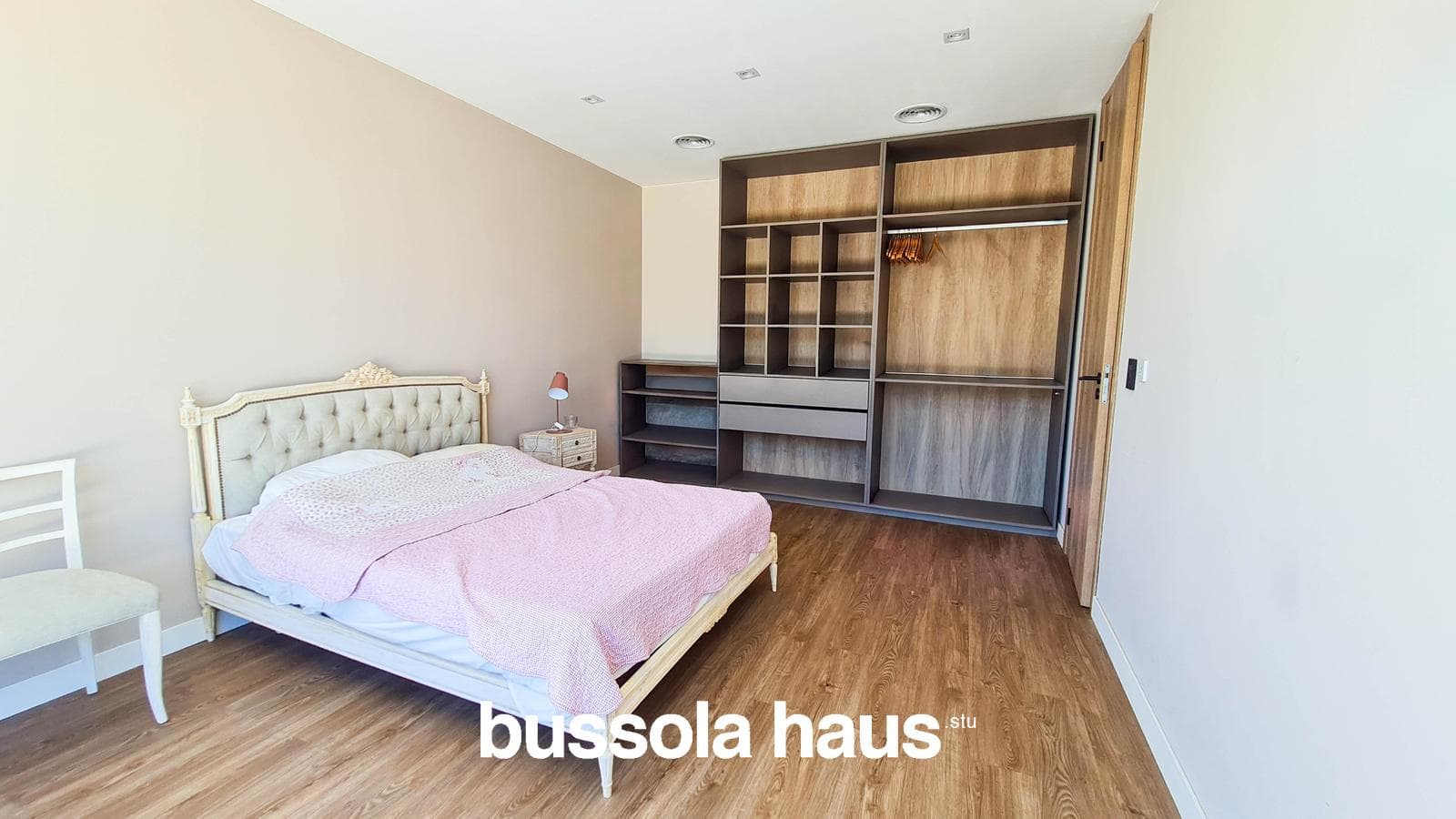 4-Bedroom Lakefront Home in Golf Nordelta