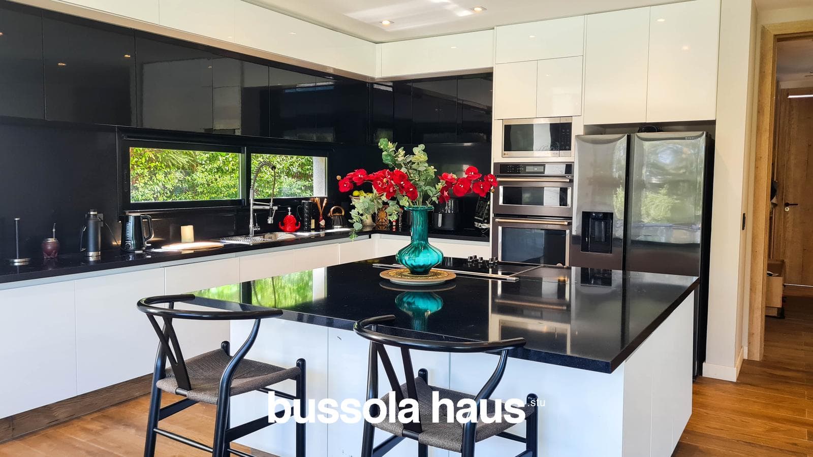 4-Bedroom Lakefront Home in Golf Nordelta