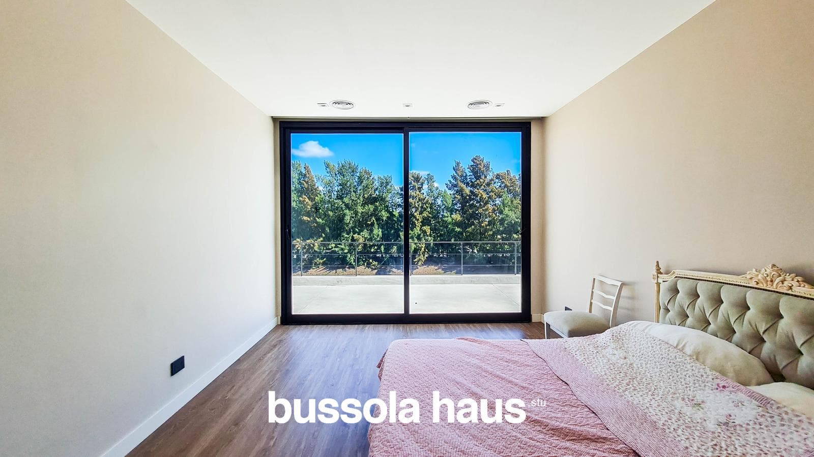 4-Bedroom Lakefront Home in Golf Nordelta