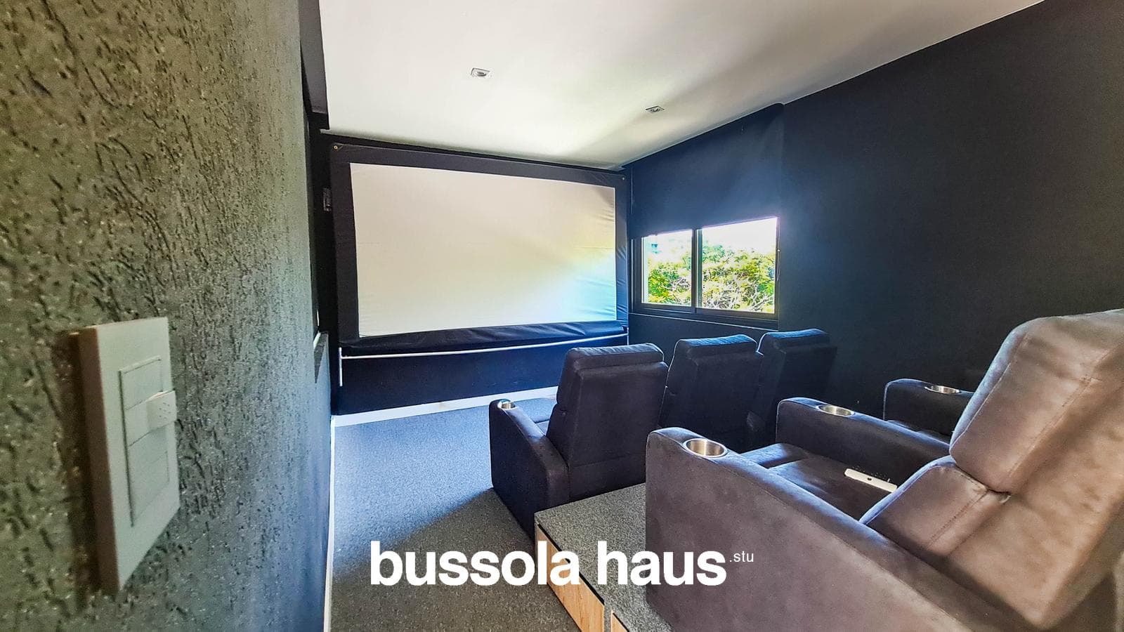 4-Bedroom Lakefront Home in Golf Nordelta