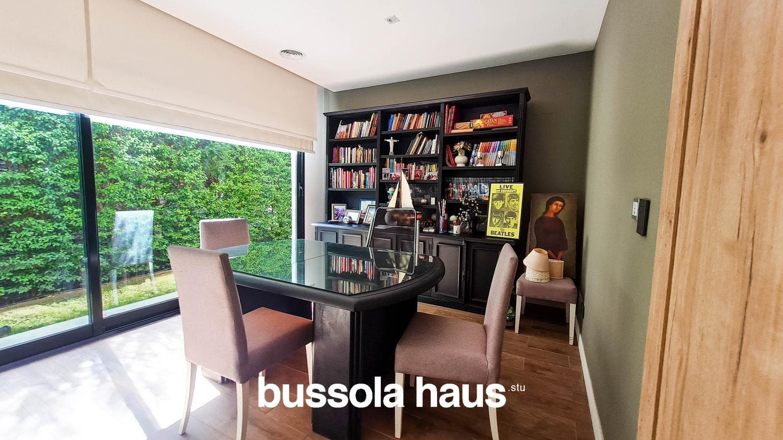 4-Bedroom Lakefront Home in Golf Nordelta