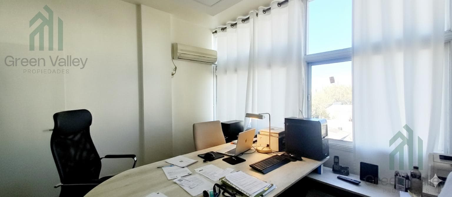 Office for Sale in Mendoza City