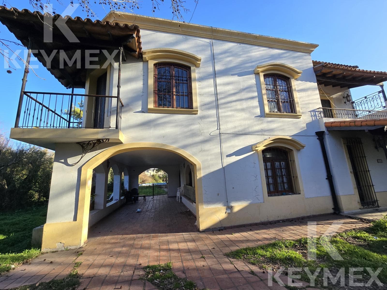 HOUSE FOR SALE | 4 BEDROOMS | CITY BELL | LA PLATA | 2,242 m² OF LAND