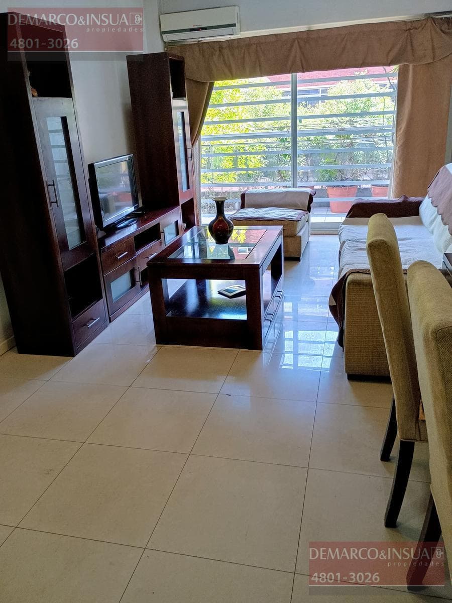 2-Room Apartment for Rent, Facing the Street with a Balcony, Fully Furnished in San Cristóbal