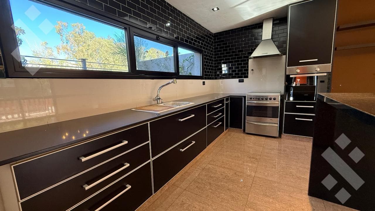 3-Bedroom House for Sale – Terrazas de Neuquén Neighborhood