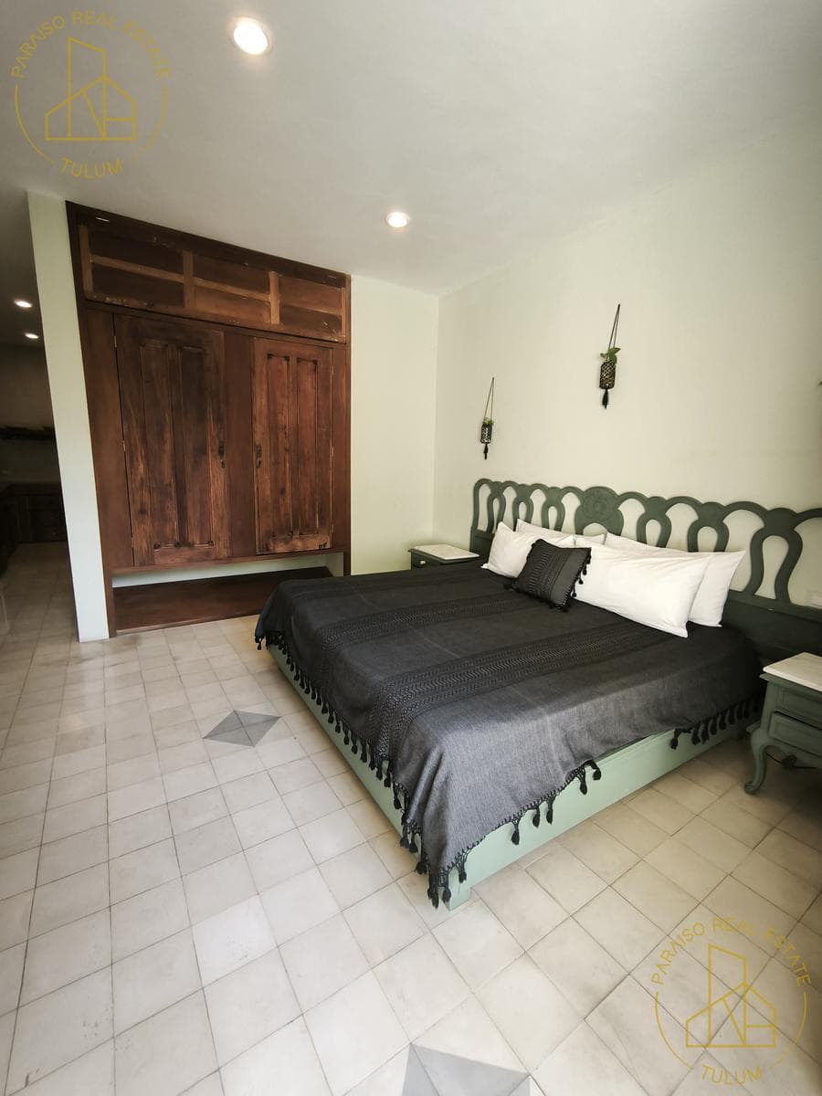 Colonial-style apartment, 1 bedroom with a private terrace and jacuzzi, available for long-term rent