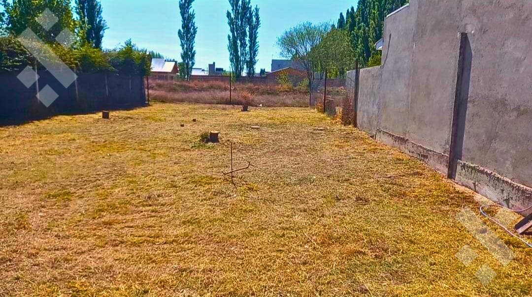 360m² LOT FOR SALE AT A BARGAIN PRICE - ECOR I Neighborhood - Plottier