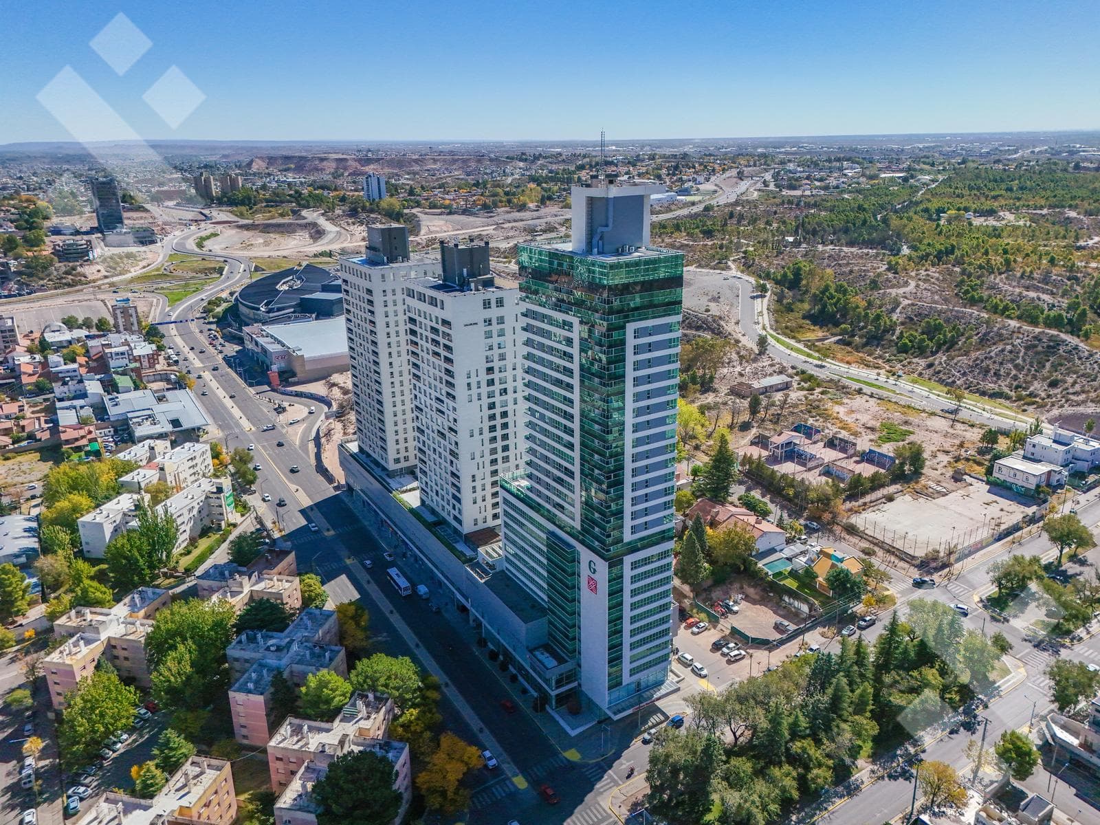 CORPORATE OFFICE SPACE FOR RENT AT "TORRE TRADE" - NEUQUÉN CITY