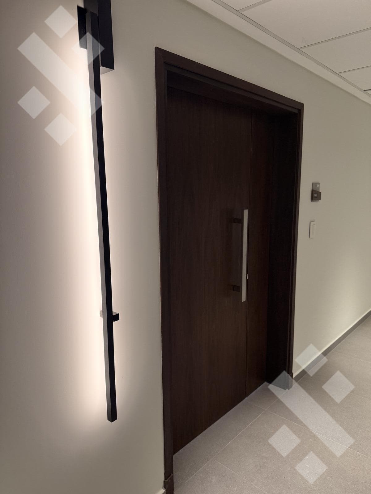 CORPORATE OFFICE SPACE FOR RENT AT "TORRE TRADE" - NEUQUÉN CITY