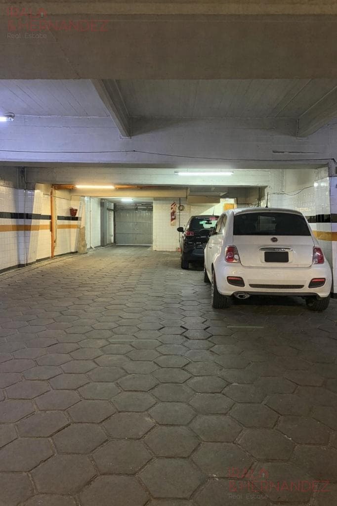 3-Bedroom Apartment for Rent with Garage - Furnished and Renovated - Caballito