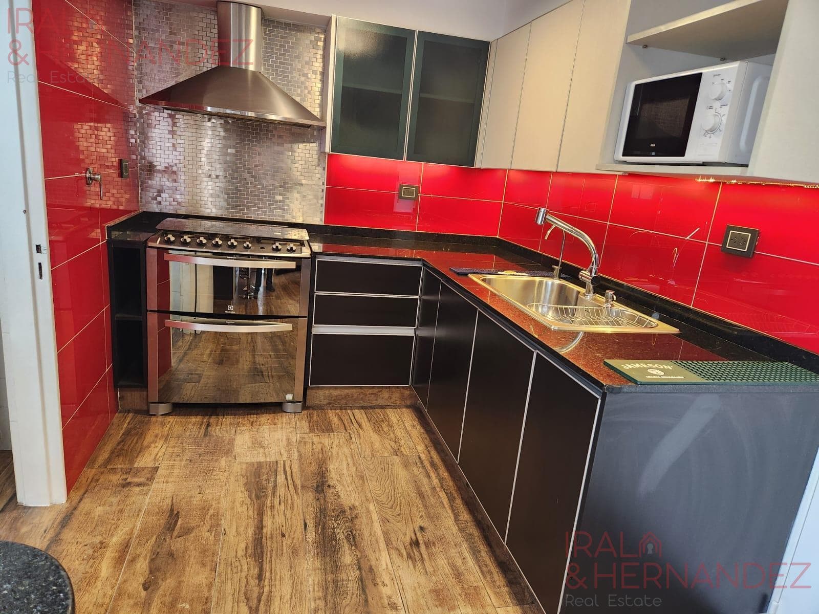 3-Bedroom Apartment for Rent with Garage - Furnished and Renovated - Caballito