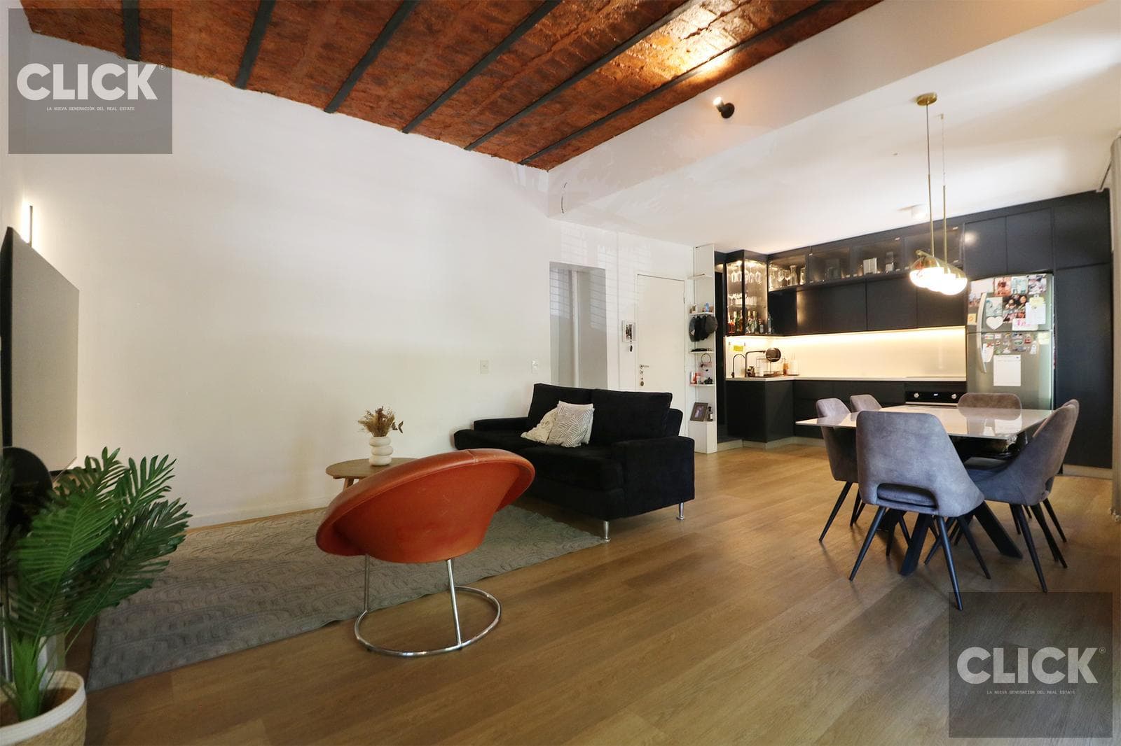 FOR SALE - 4-ROOM APARTMENT WITH TERRACE - RENOVATED - PALERMO SOHO
