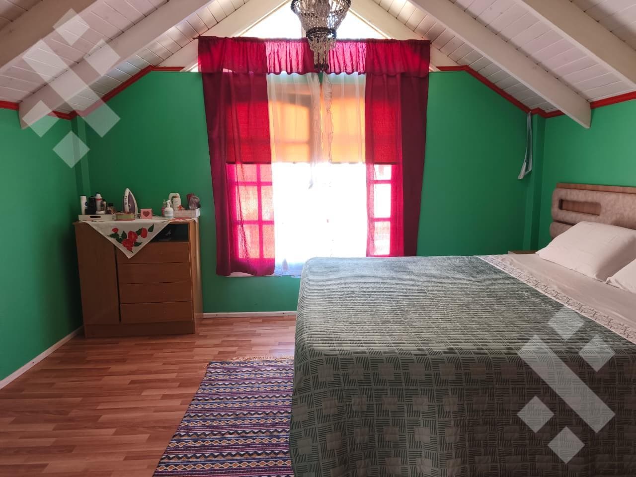 FOR SALE: 3-BEDROOM HOUSE WORKSHOP - NAHUILEN NEIGHBORHOOD - SAN MARTIN DE LOS ANDES
