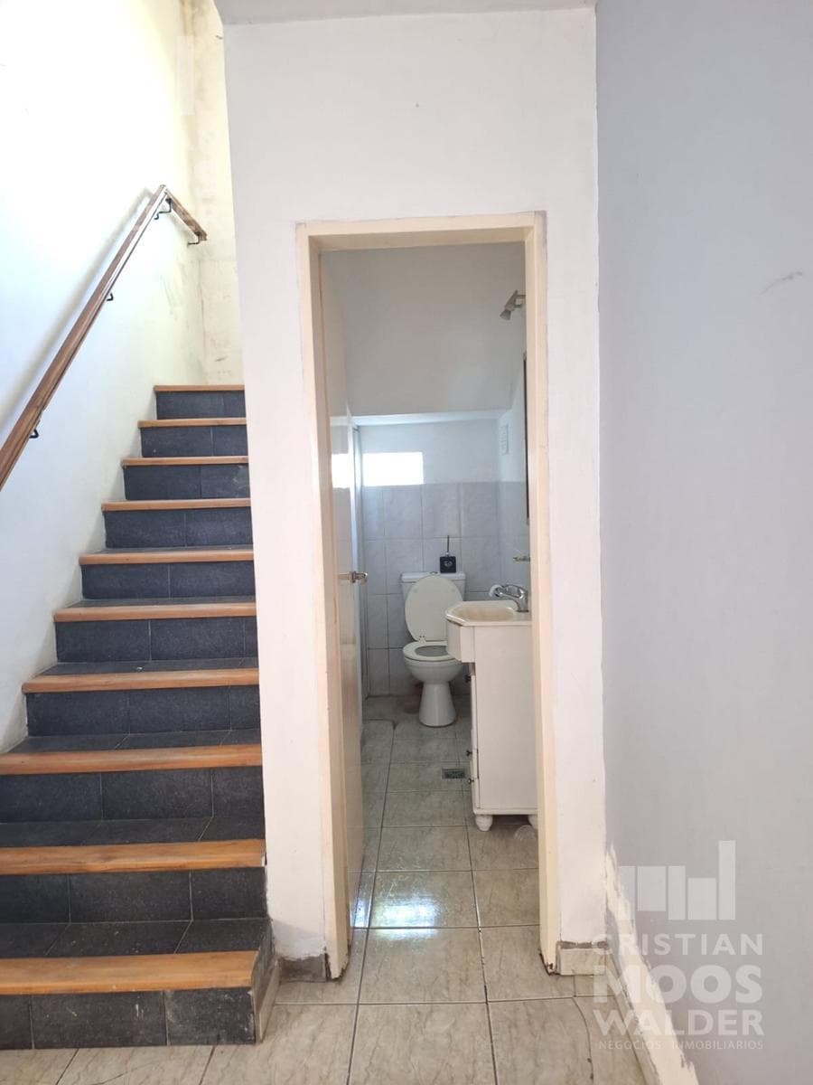 Four-room house in Los Robles del Monarca. Eligible for financing