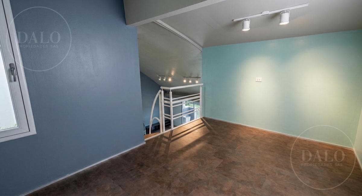 3-room duplex apartment for sale in Florida