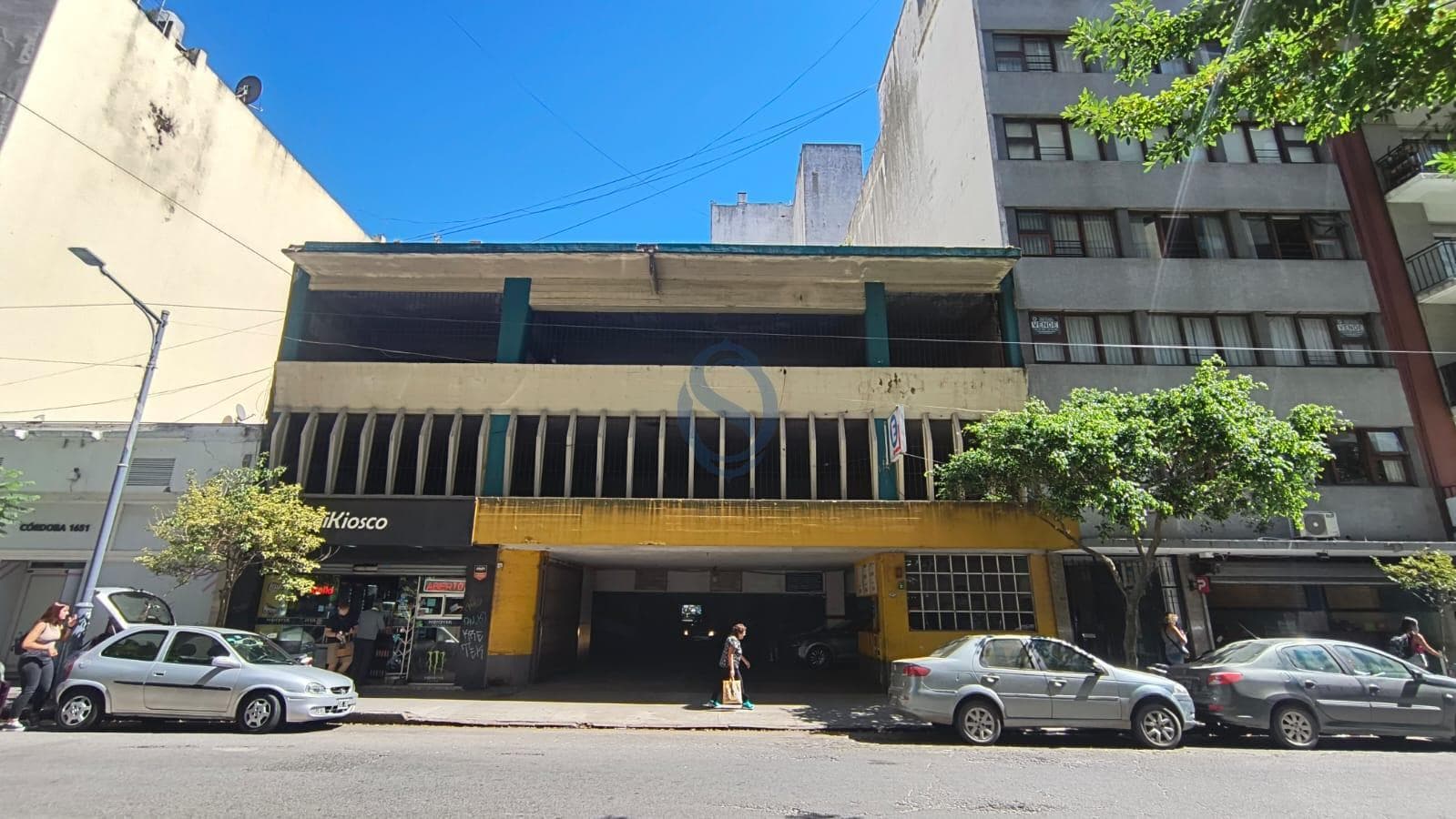 Cochera en Centro · vigilancia 24hs, Córdoba 1637